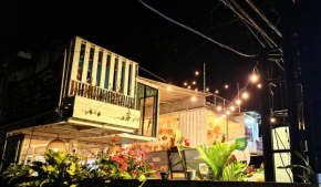 Karcof Container Hostel